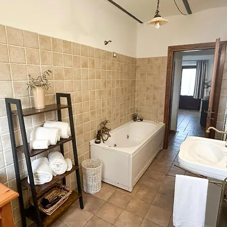 Sul Casa Del Con Piscina Acqua Salata