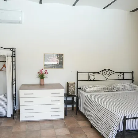 게스트하우스 Sul Casa Del Con Piscina Acqua Salata 3*